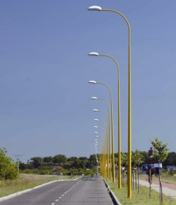 Mâts CC Ø base 176, hauteur de 7,5 à 12m, 1 bras cintré